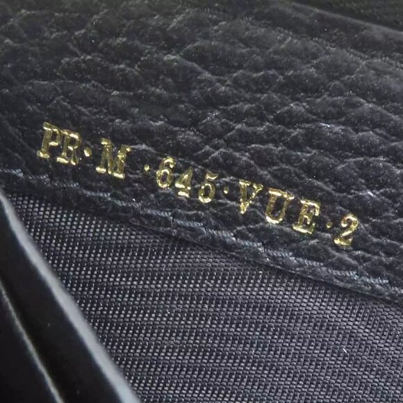 Auth Valentino Garavani Rockstuds Zip Around Long Wallet Gold/Black - Picture 8 of 10